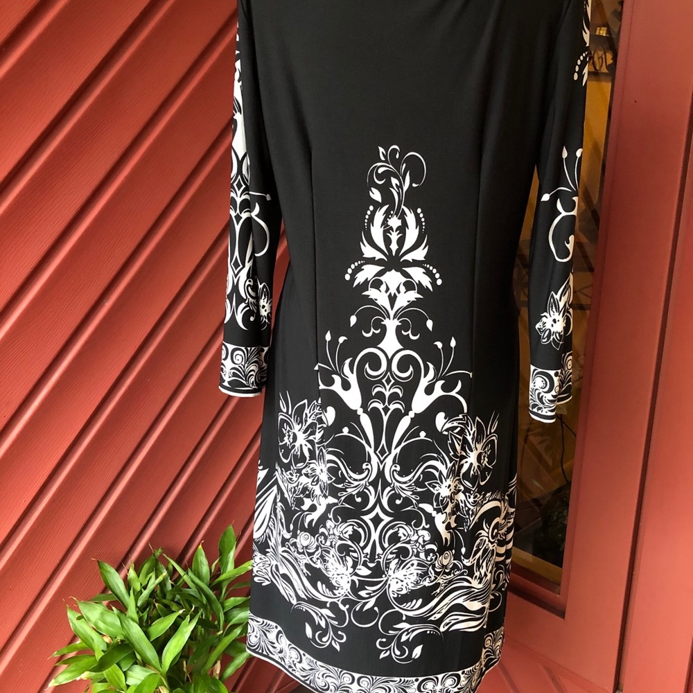 FOREVER Long sleeved dress - Picture 4 of 5
